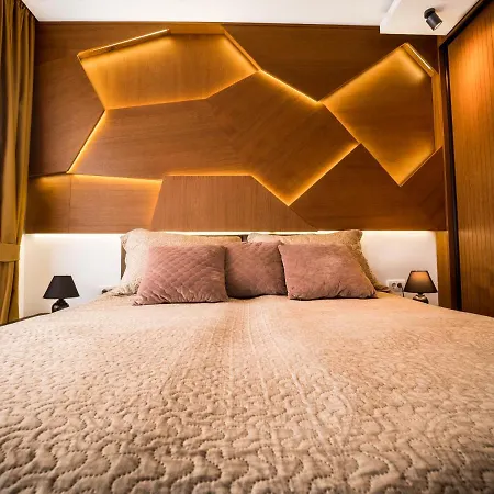 23 - Harizma Apartament *